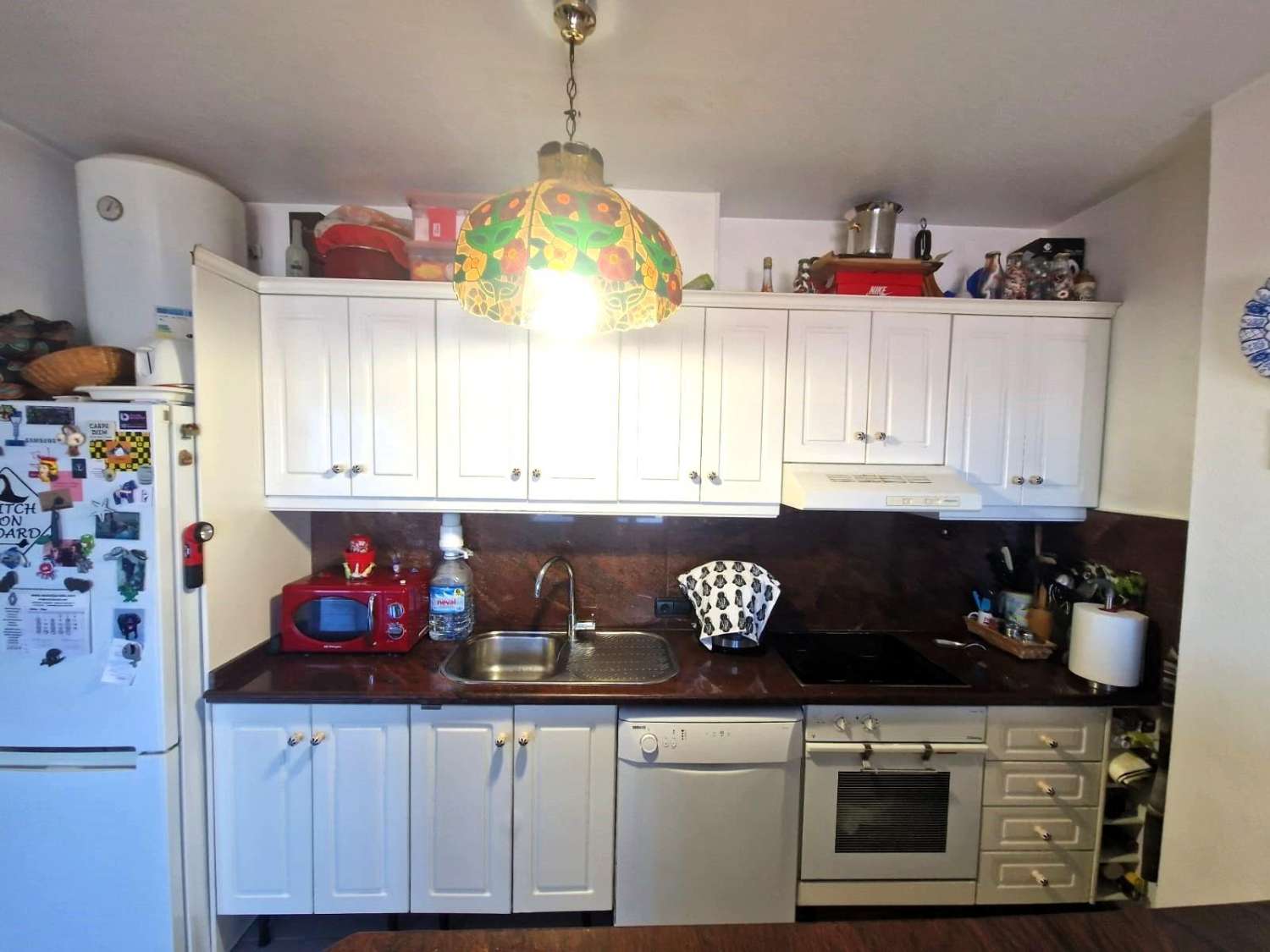 En primera línea de mar, amplio apartamento, 3 dormitorios, 2 baños, garaje y piscina Orihuela Costa (Playa Flamenca)
