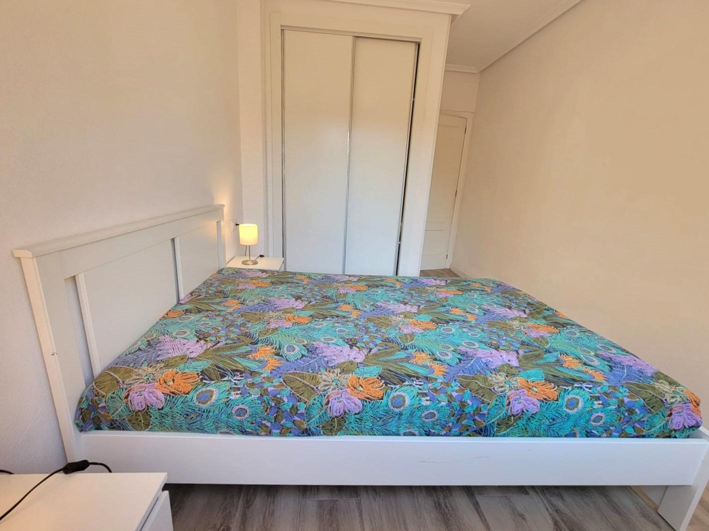 Oportunidad de piso de 2 dormitorios con piscina en Algorfa