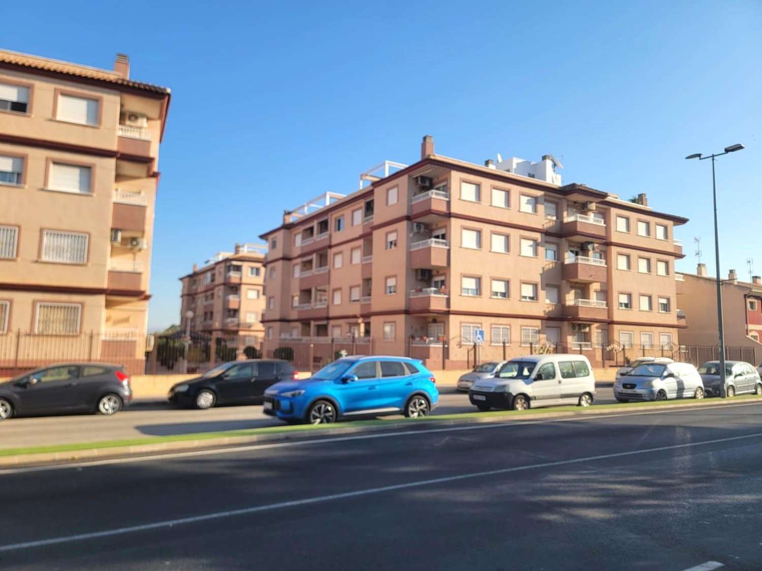 Oportunidad de piso de 2 dormitorios con piscina en Algorfa