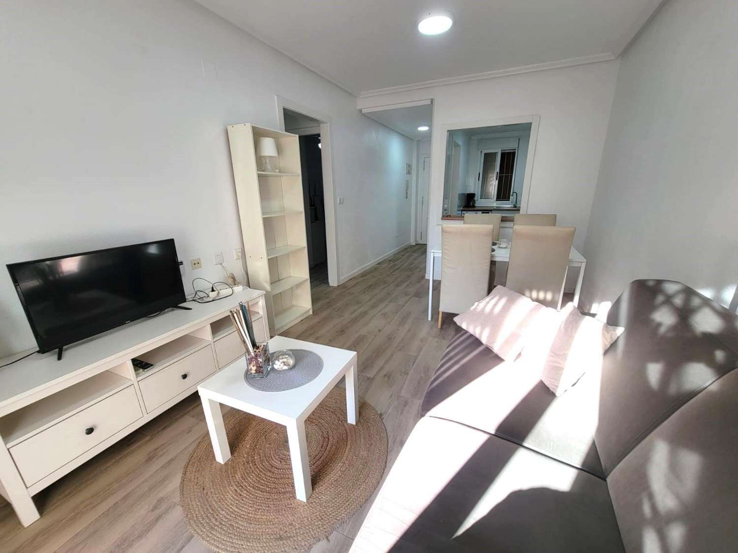 Oportunidad de piso de 2 dormitorios con piscina en Algorfa
