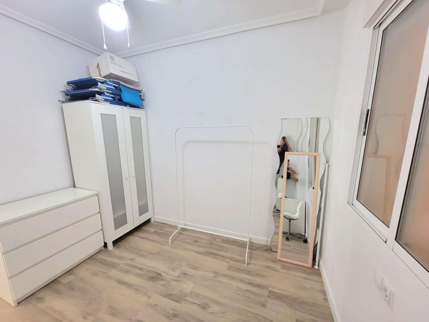 Oportunidad de piso de 2 dormitorios con piscina en Algorfa