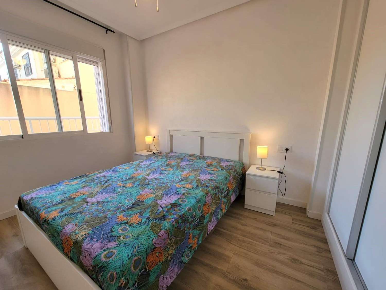 Oportunidad de piso de 2 dormitorios con piscina en Algorfa