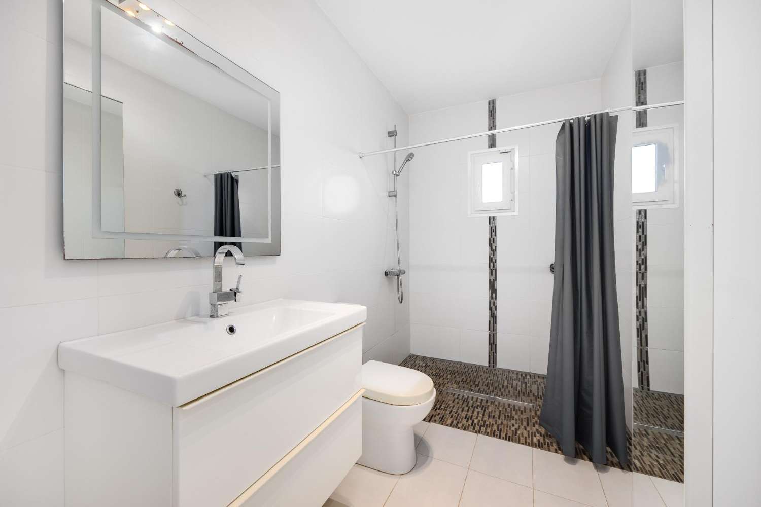 Vila en venda in Nueva Torrevieja - Aguas Nuevas