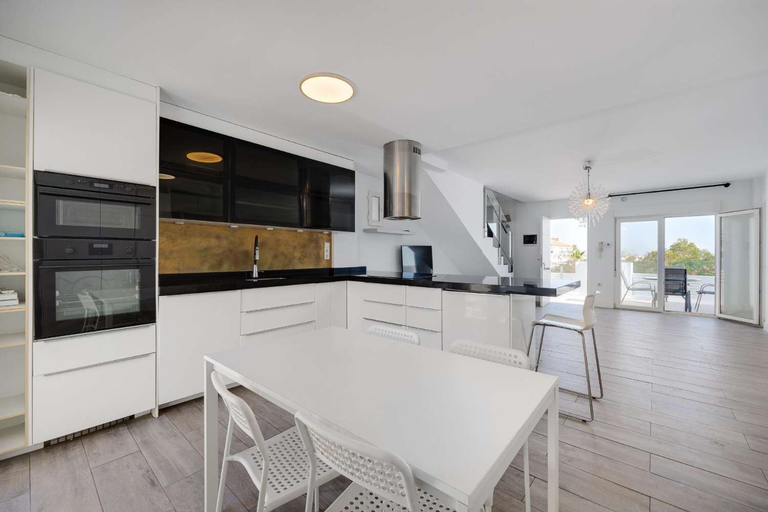 Vila en venda in Nueva Torrevieja - Aguas Nuevas