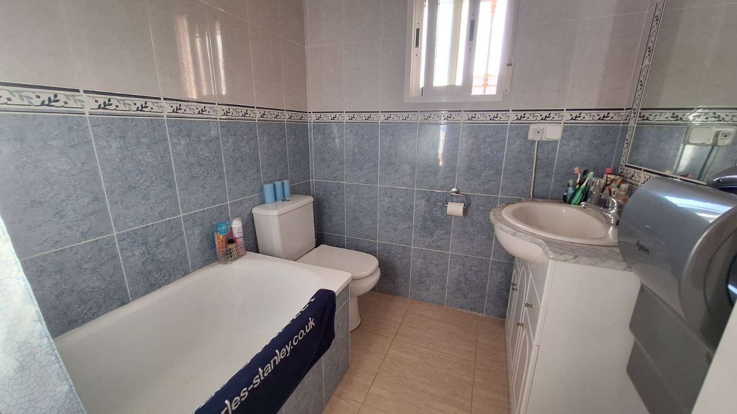 Villa til salg i Urbanizaciones (Guardamar del Segura)