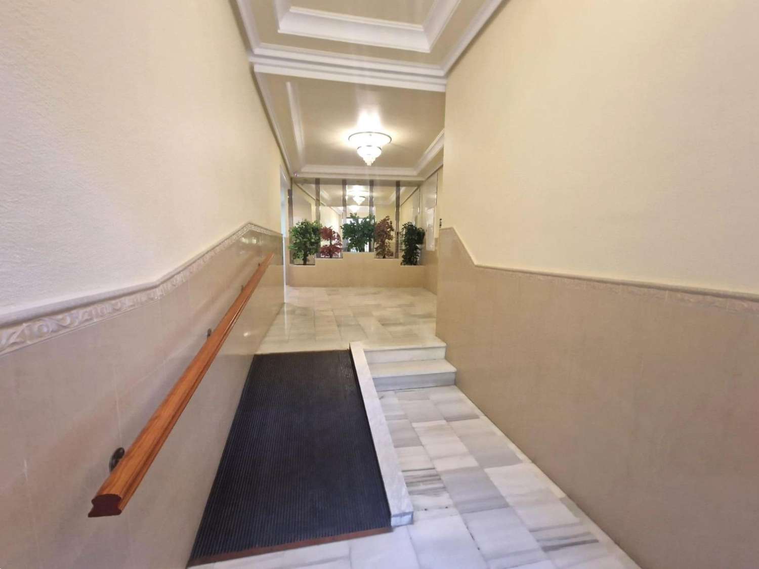 Apartamento de 2 dormitorios, 1 baño, piscina comunitaria, a unos 500 m de la Playa del Cura