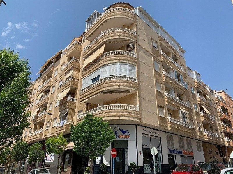 Apartamento de 2 dormitorios, 1 baño, piscina comunitaria, a unos 500 m de la Playa del Cura