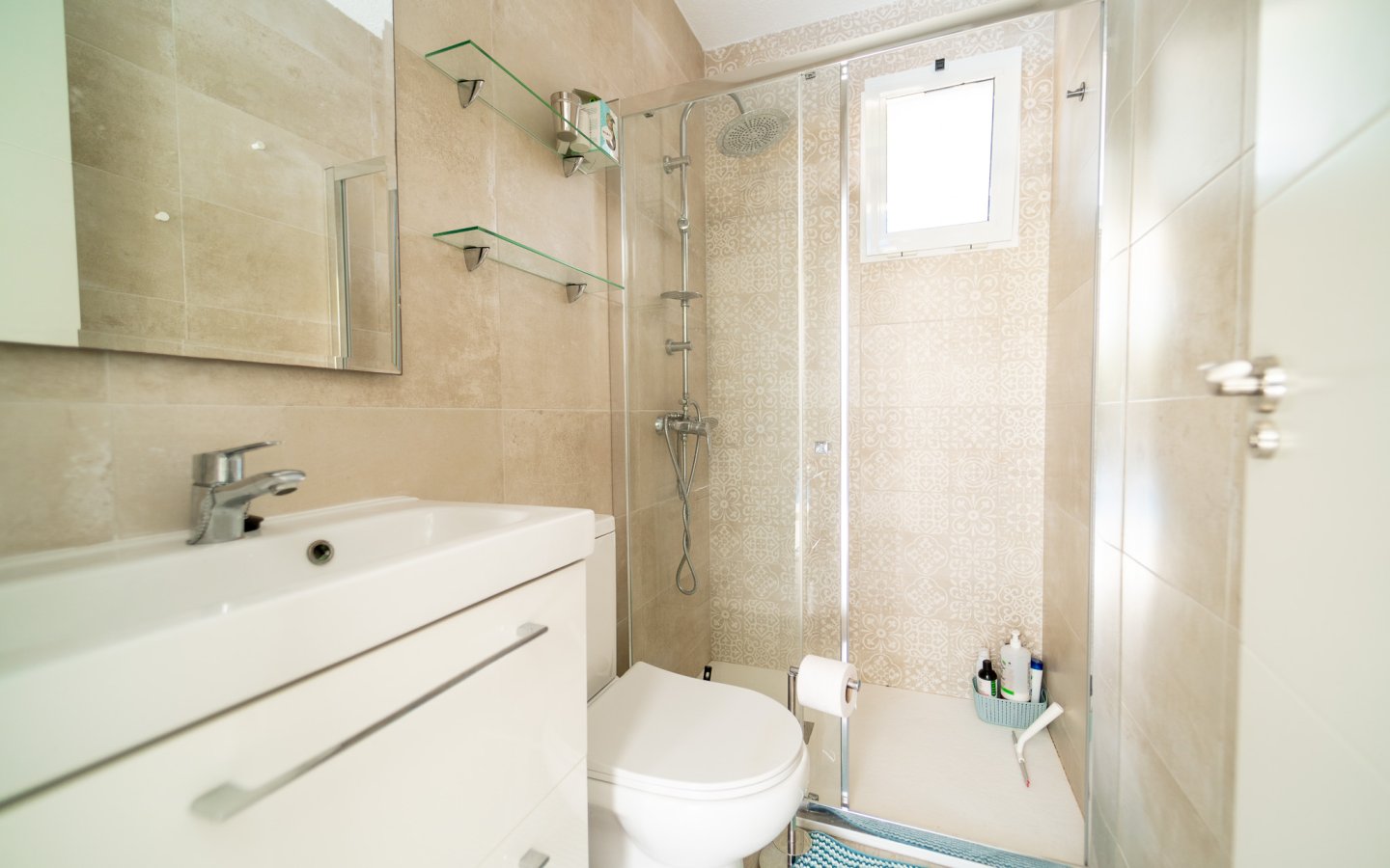 Renovert frittliggende villa med privat basseng i Torrevieja (La Siesta)