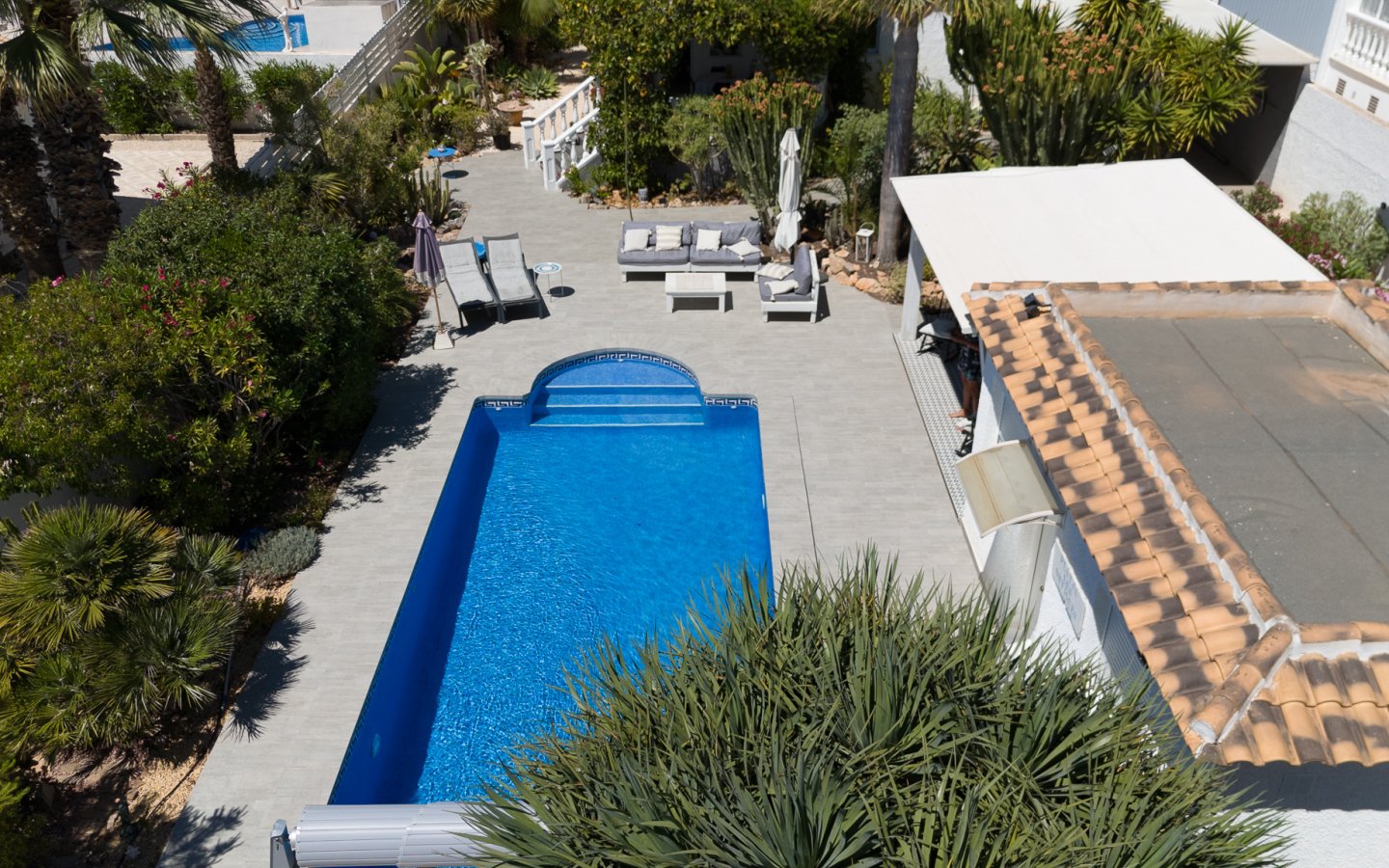 Renovert frittliggende villa med privat basseng i Torrevieja (La Siesta)