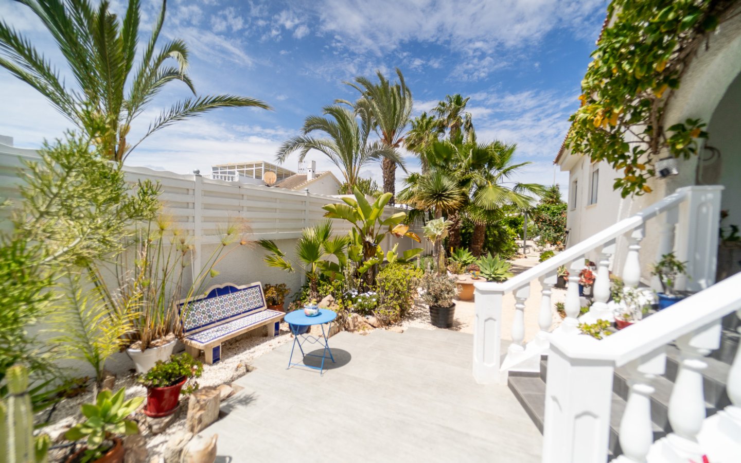 Renovert frittliggende villa med privat basseng i Torrevieja (La Siesta)