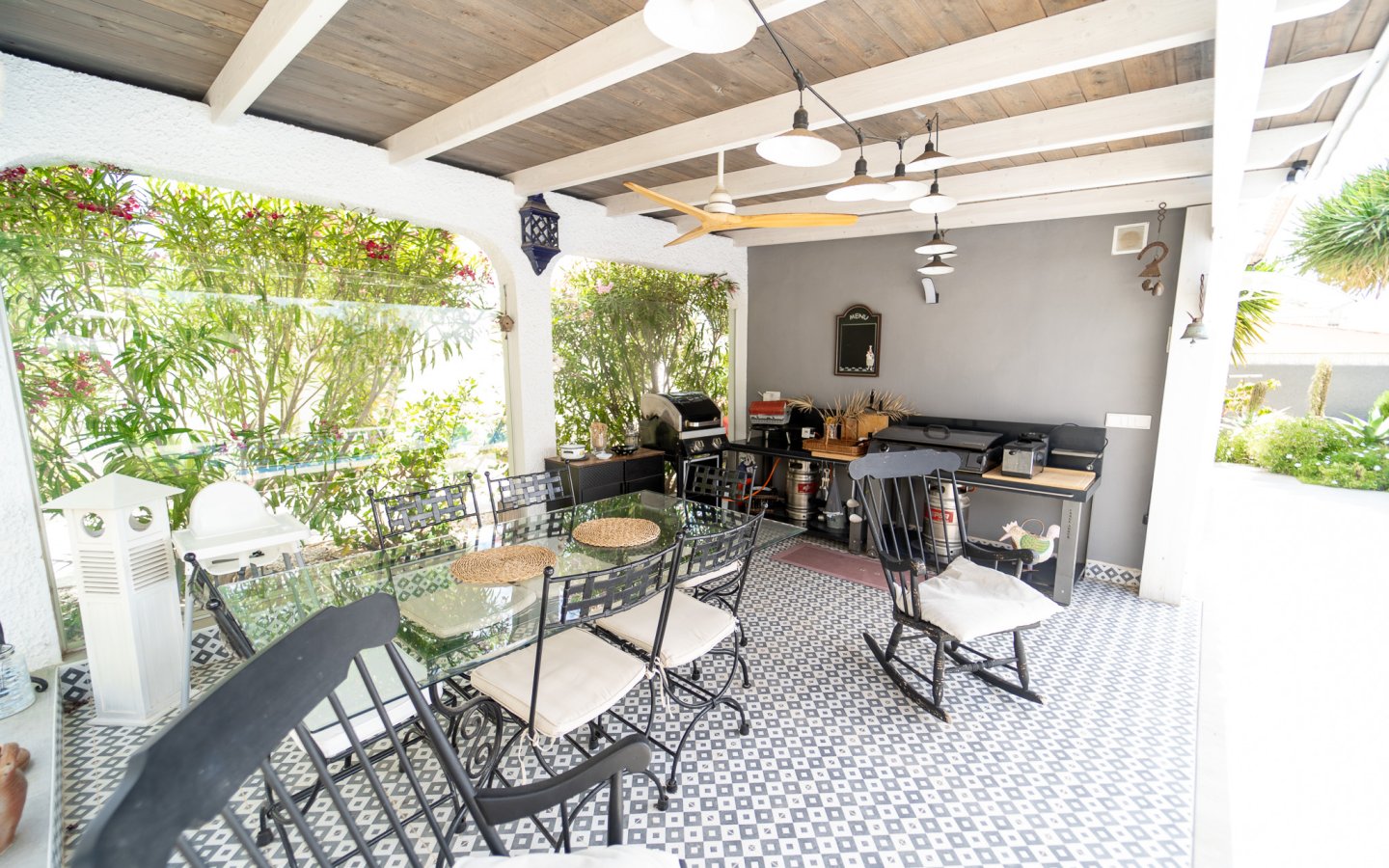 Renovert frittliggende villa med privat basseng i Torrevieja (La Siesta)