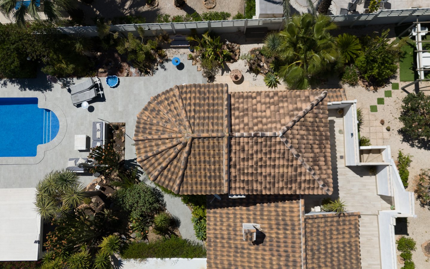 Renovert frittliggende villa med privat basseng i Torrevieja (La Siesta)