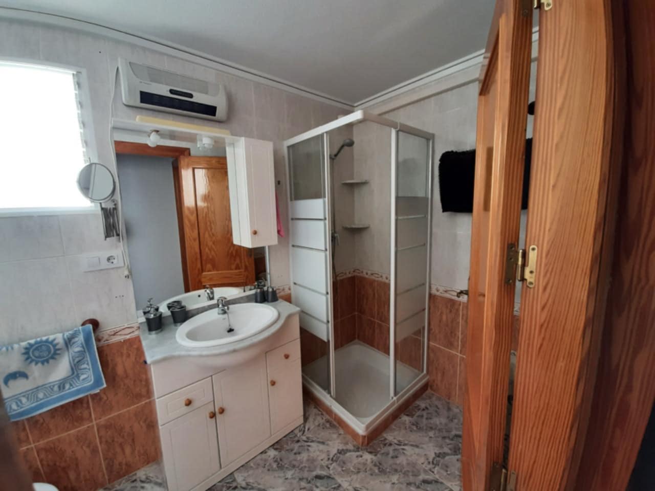 Flott mulighet med turistinformasjon, leilighet med 2 soverom 150 meter fra Playa Del Cura Torrevieja