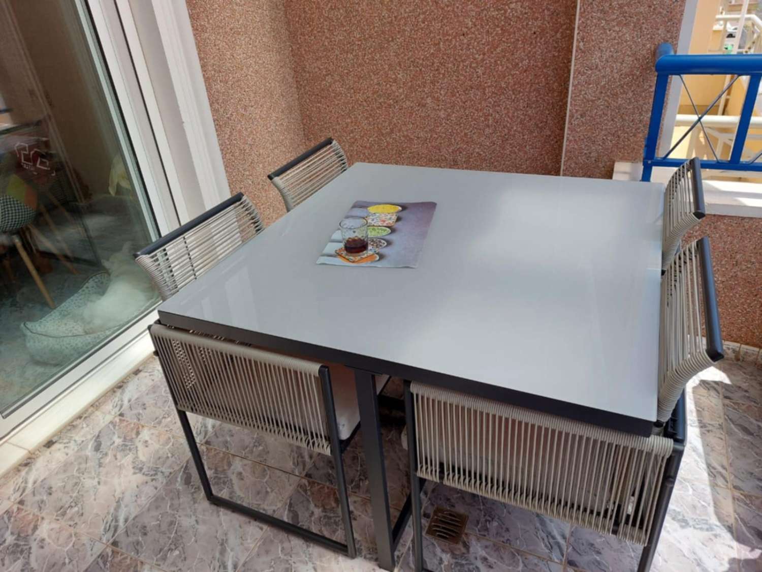 Flott mulighet med turistinformasjon, leilighet med 2 soverom 150 meter fra Playa Del Cura Torrevieja