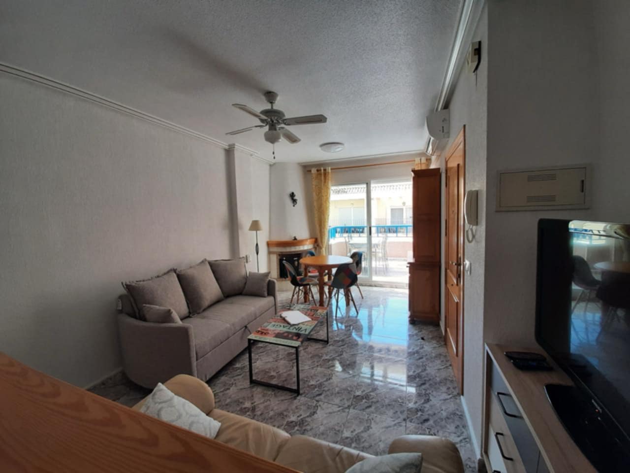 Flott mulighet med turistinformasjon, leilighet med 2 soverom 150 meter fra Playa Del Cura Torrevieja