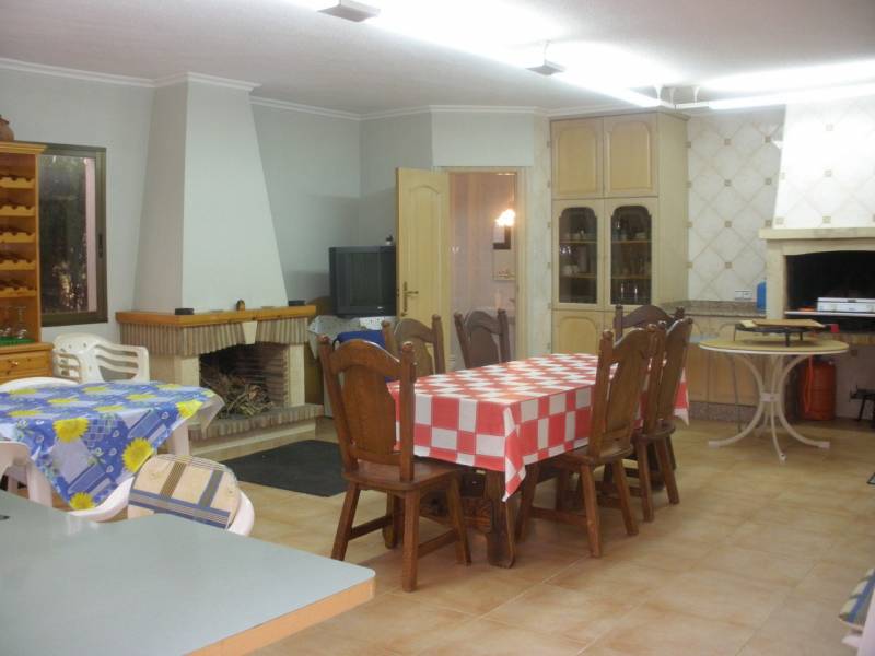 Chalet independiente de lujo en suelo urbanizable Elche ( Alicante)