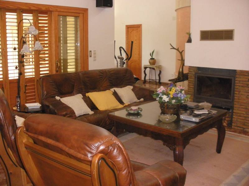 Chalet independiente de lujo en suelo urbanizable Elche ( Alicante)