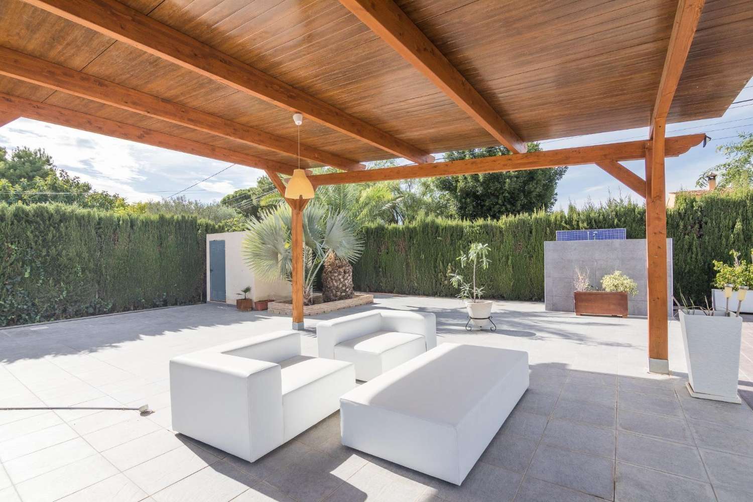 Chalet independiente de lujo en suelo urbanizable Elche ( Alicante)