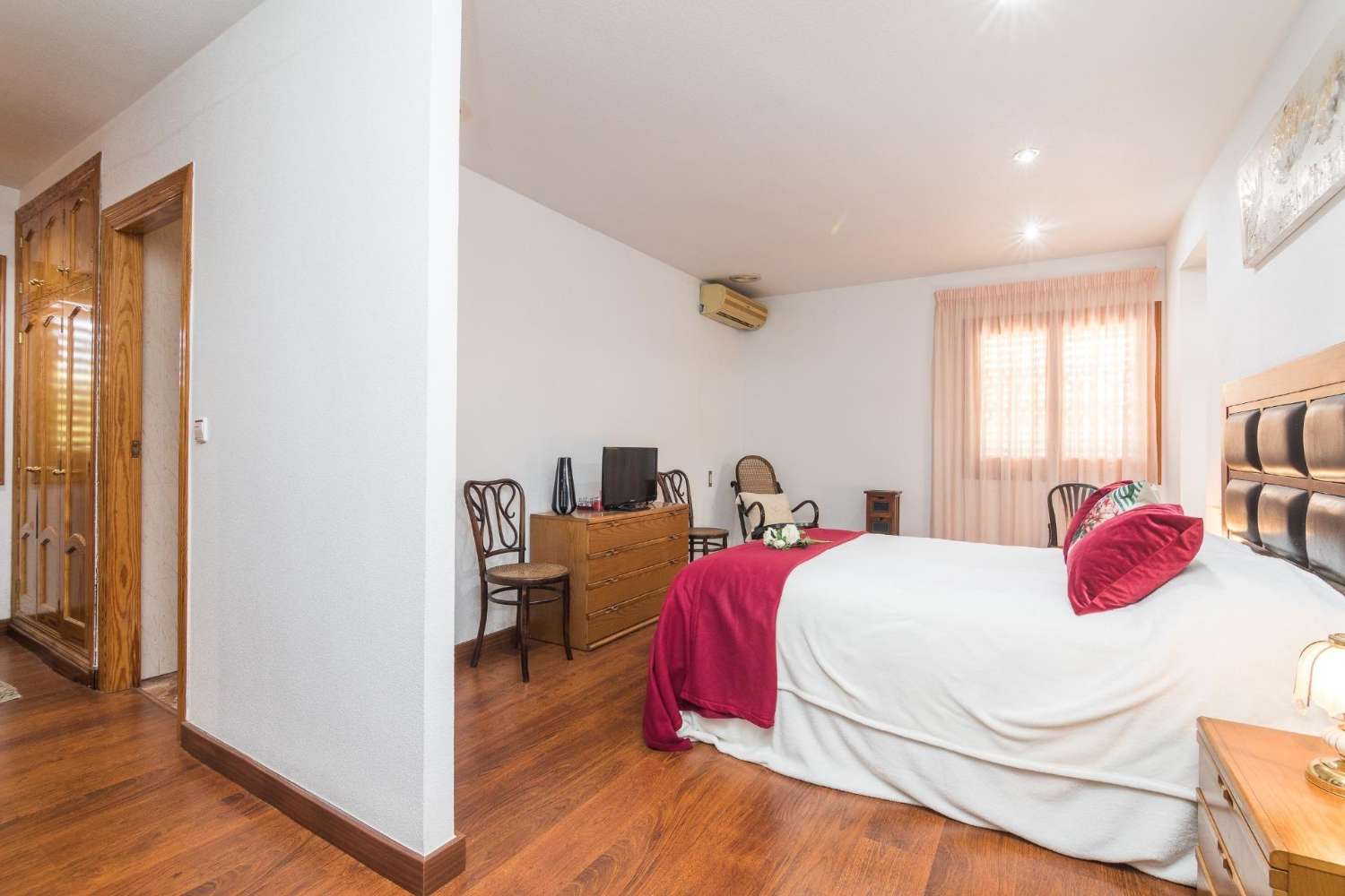 Chalet independiente de lujo en suelo urbanizable Elche ( Alicante)