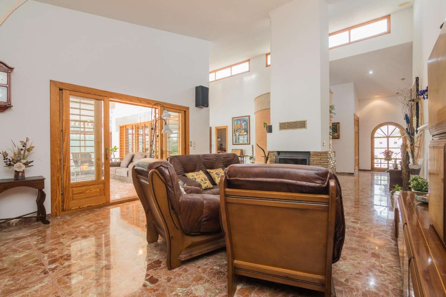 Chalet independiente de lujo en suelo urbanizable Elche ( Alicante)