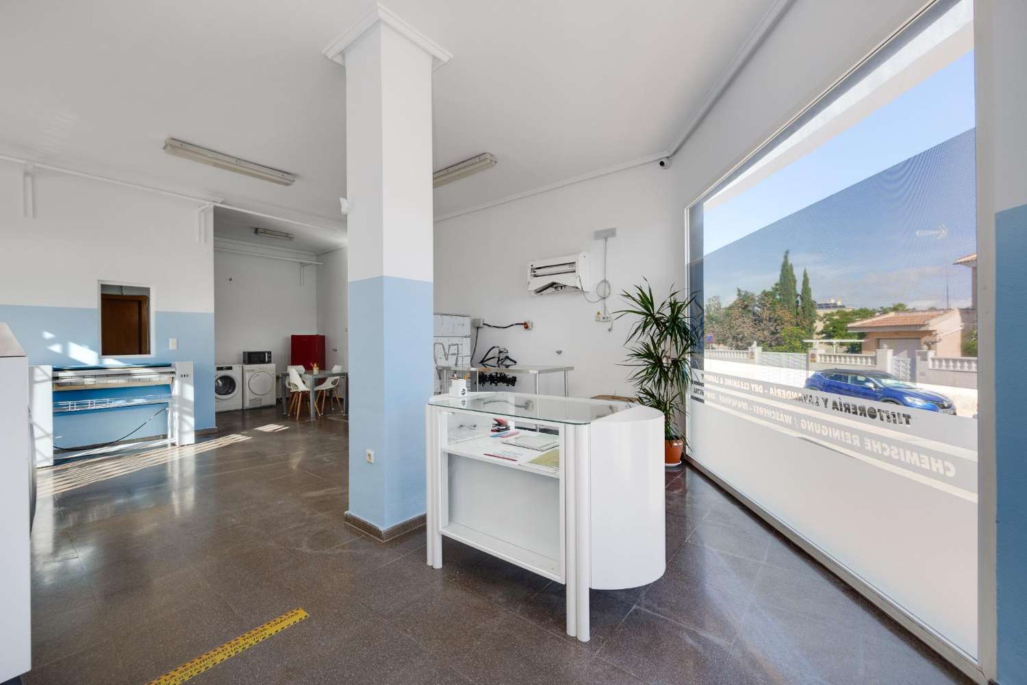 GESCHÄFTSRAUM IM EINKAUFSZENTRUM DOÑA PEPA (CIUDAD QUESADA)