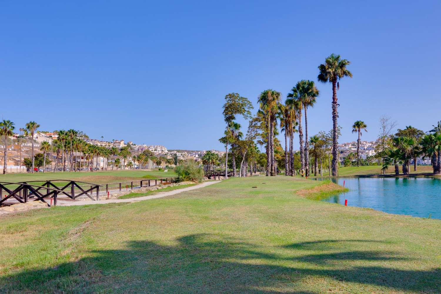 GESCHÄFTSRAUM IM EINKAUFSZENTRUM DOÑA PEPA (CIUDAD QUESADA)