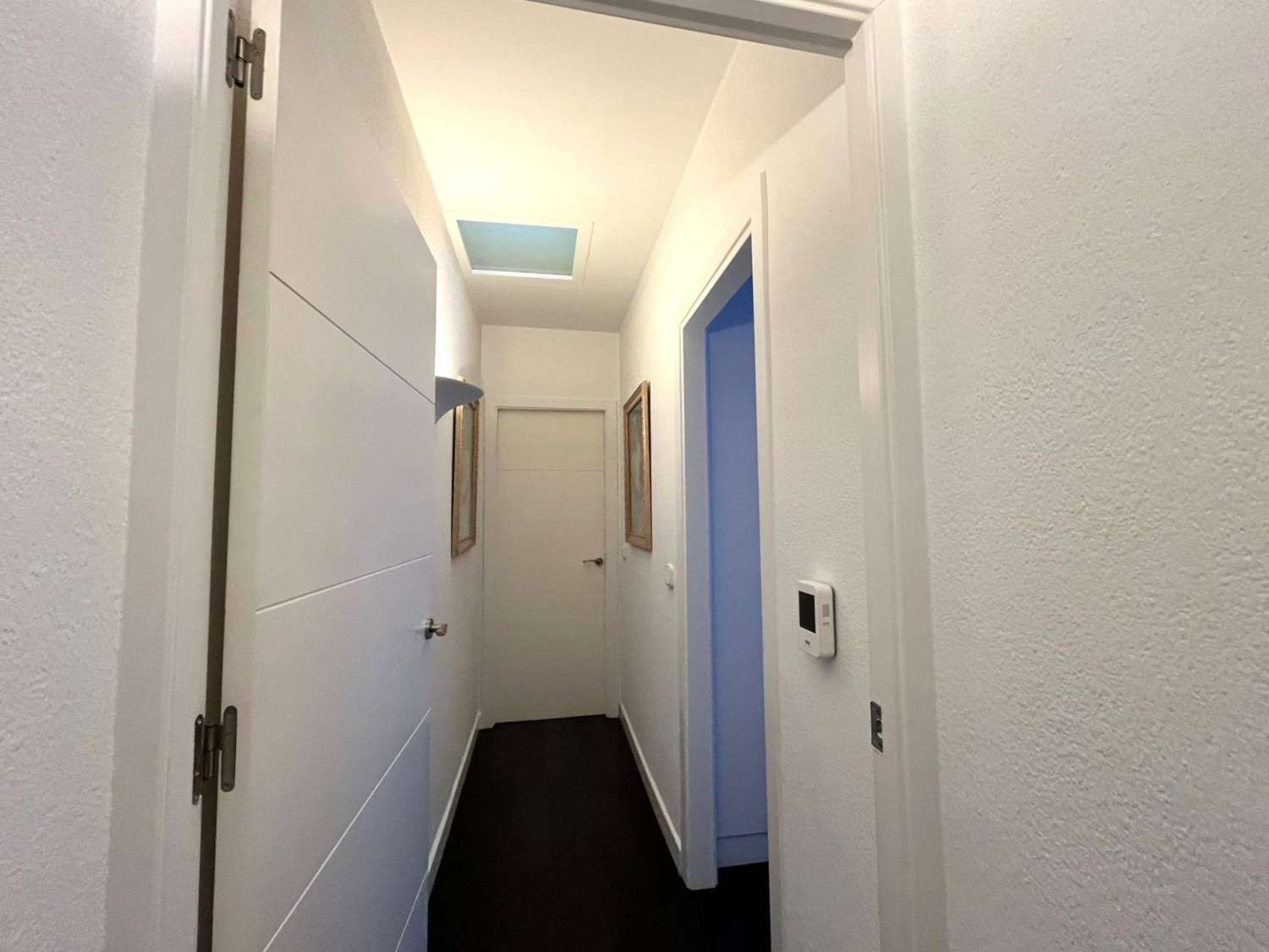 Esplendido Ático, gran terraza, 3 dormitorios, 2 baños, orientación Sur, céntrico y cerca de la playa