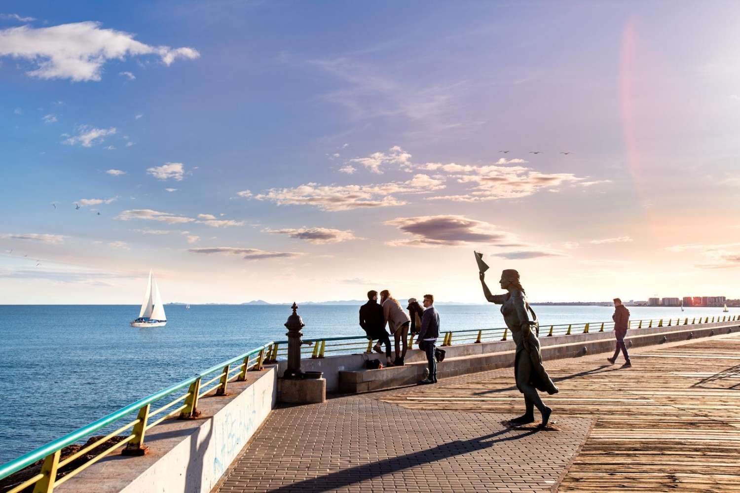 Lys leilighet med 2 soverom bare noen skritt fra sentrum