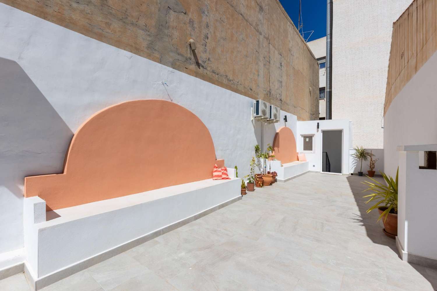 Renoviertes Haus im Herzen von Torrevieja mit Südausrichtung und nur 650 Meter vom Meer entfernt