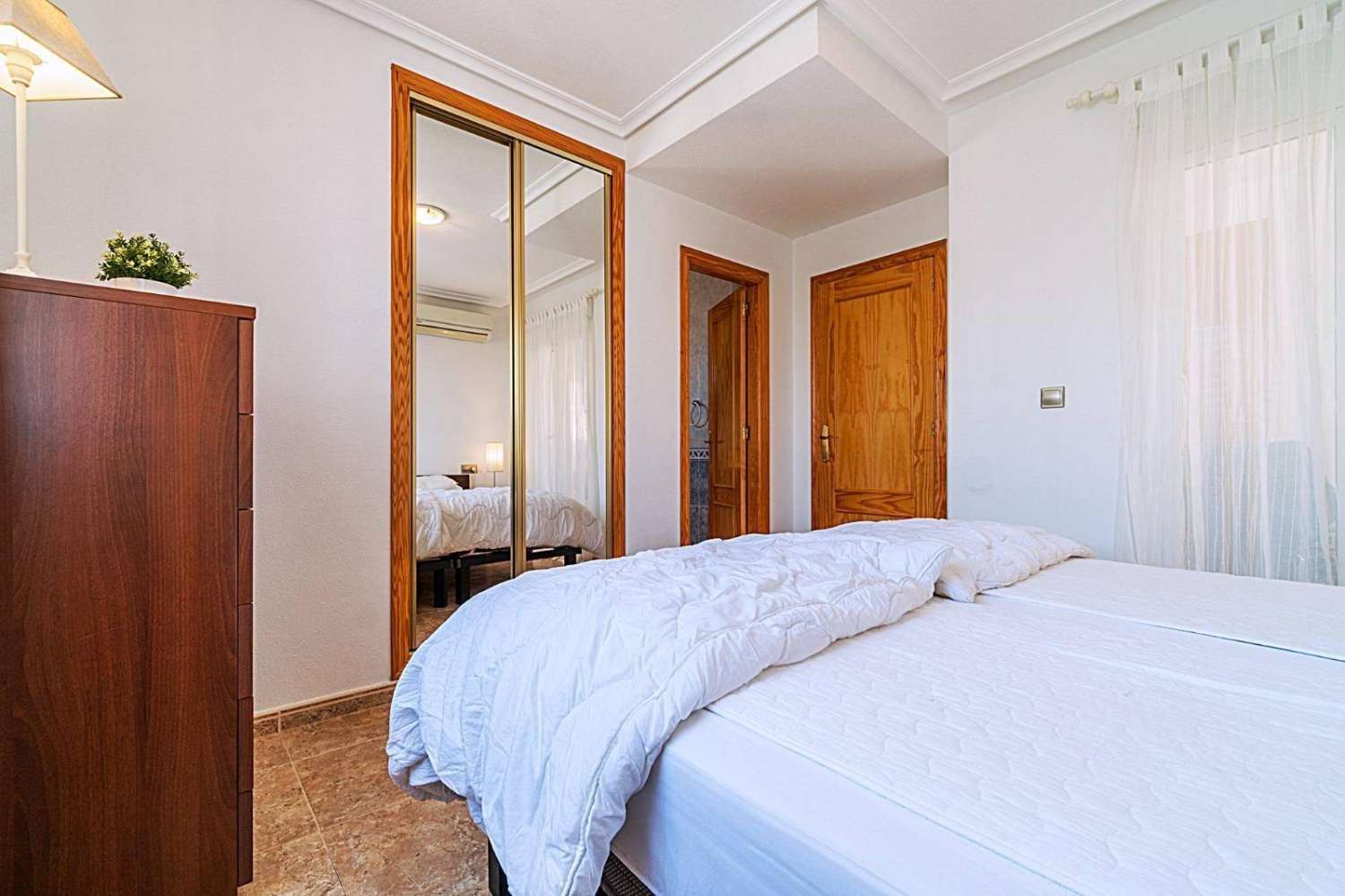 MAISON DE VILLE À LOS BALCONES AVEC PISCINE (TORREVIEJA)