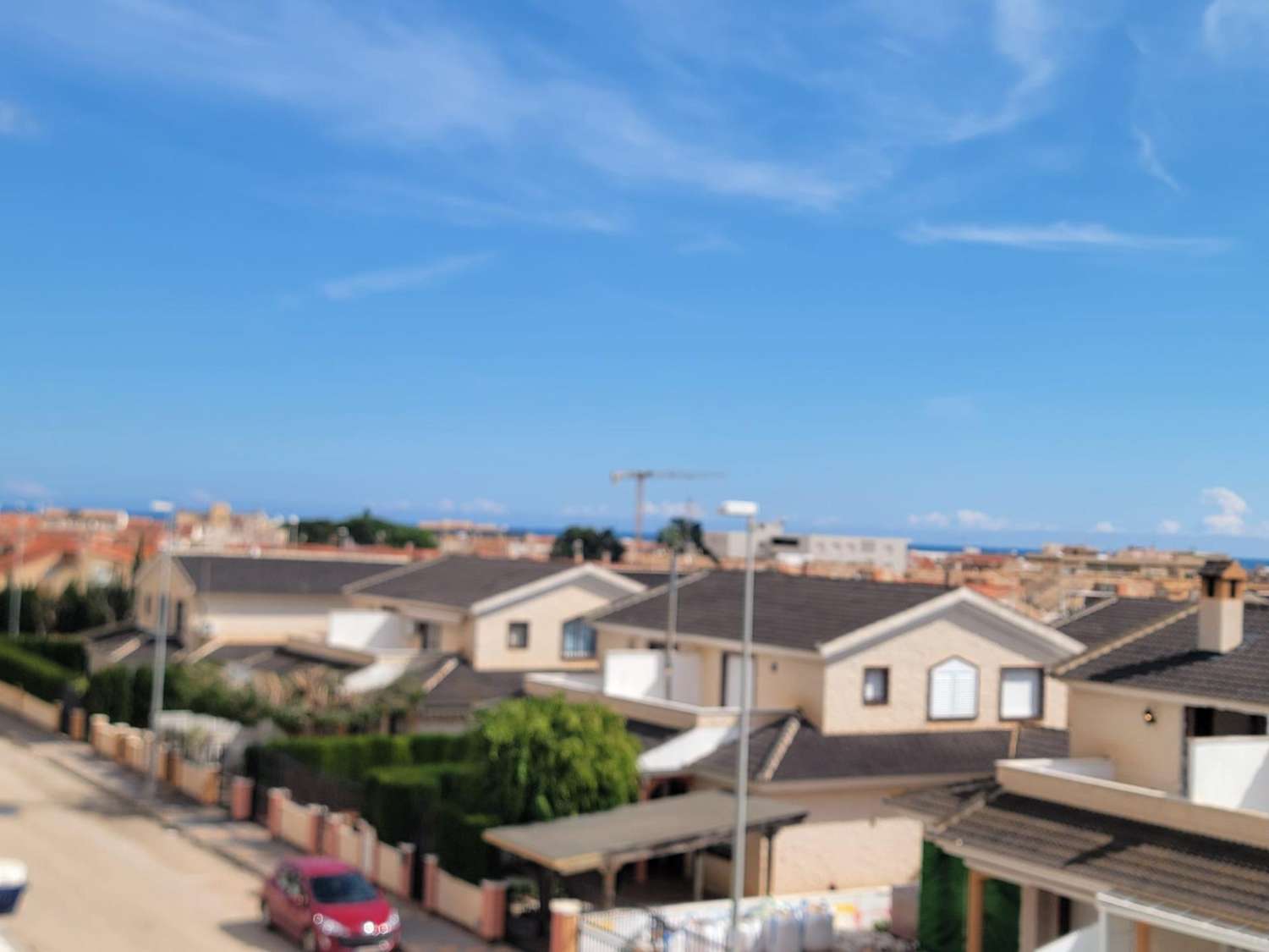 Bonito triplex, espacioso, 4 dormitorios, 3 baños, terrazas amplias, cerca de la playa en Torre de la Horadada