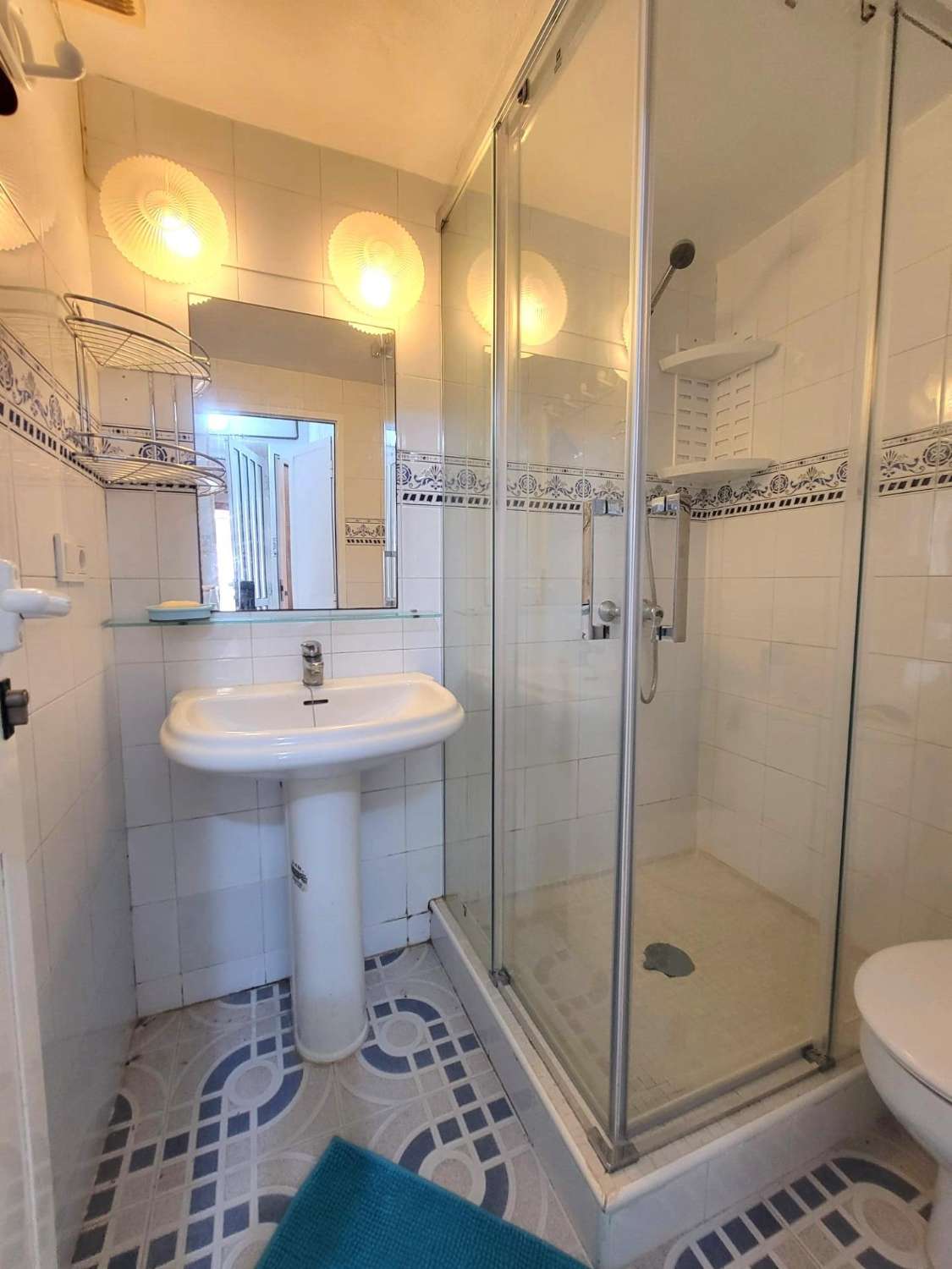 Bonito triplex, espacioso, 4 dormitorios, 3 baños, terrazas amplias, cerca de la playa en Torre de la Horadada