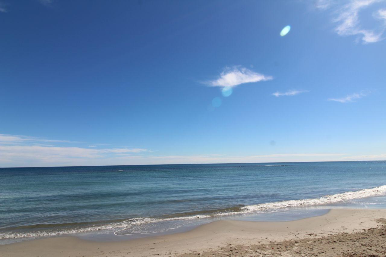 Bonito triplex, espacioso, 4 dormitorios, 3 baños, terrazas amplias, cerca de la playa en Torre de la Horadada
