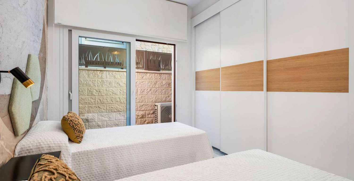 Відкрийте для себе свій новий будинок у Villas del Mar II, La Manga del Mar Menor