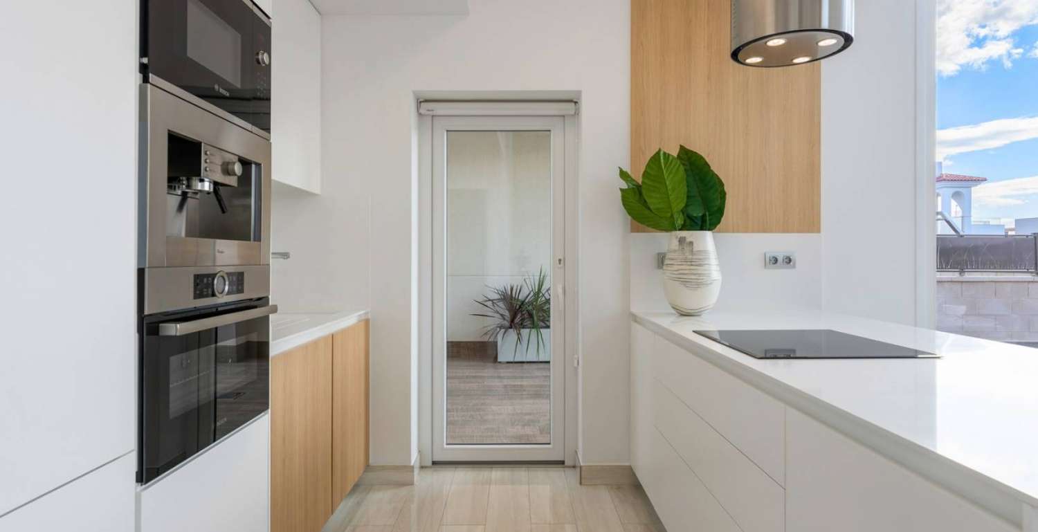 Відкрийте для себе свій новий будинок у Villas del Mar II, La Manga del Mar Menor