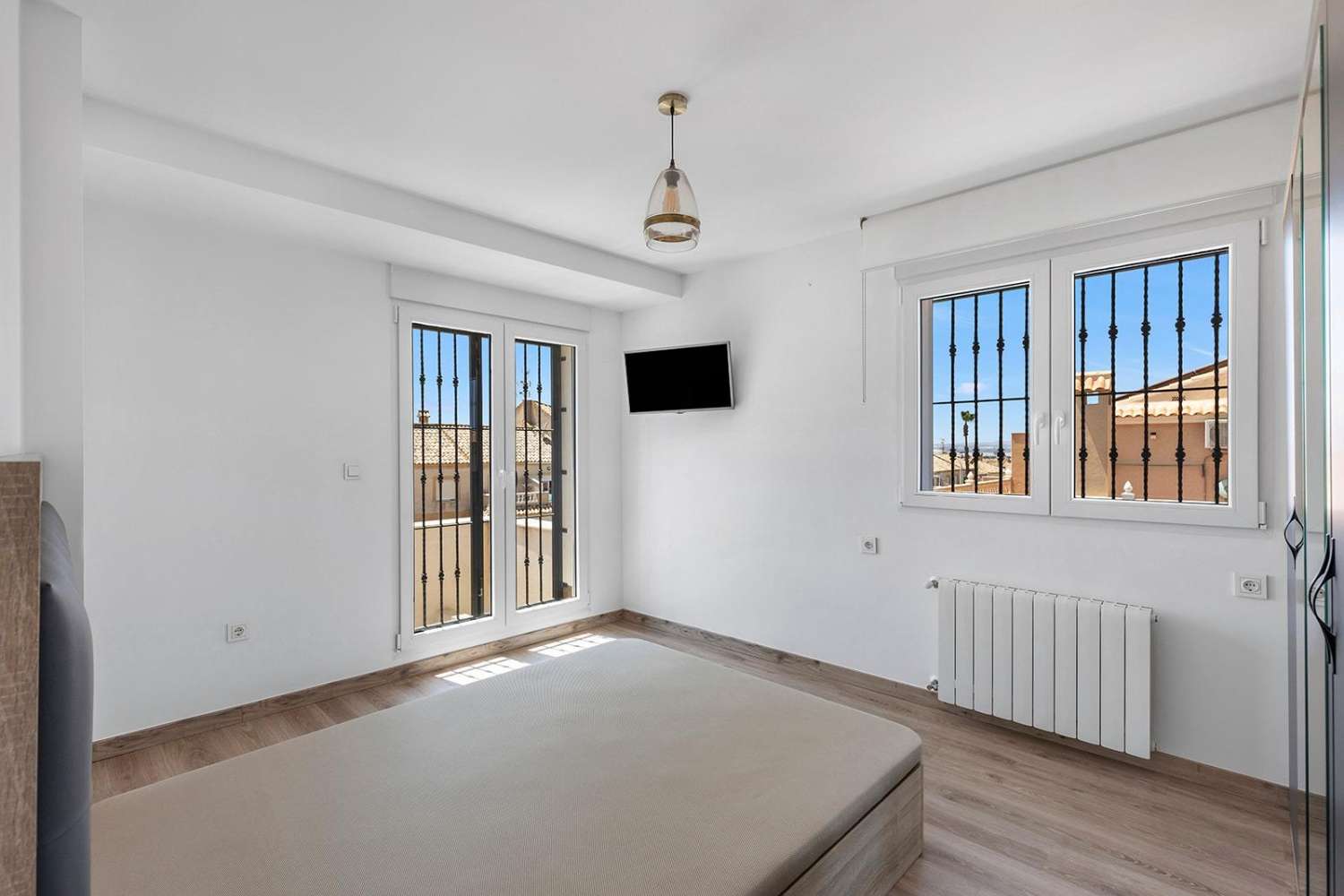 Opportunité de villa rénovée à Aguas Nuevas Torrevieja