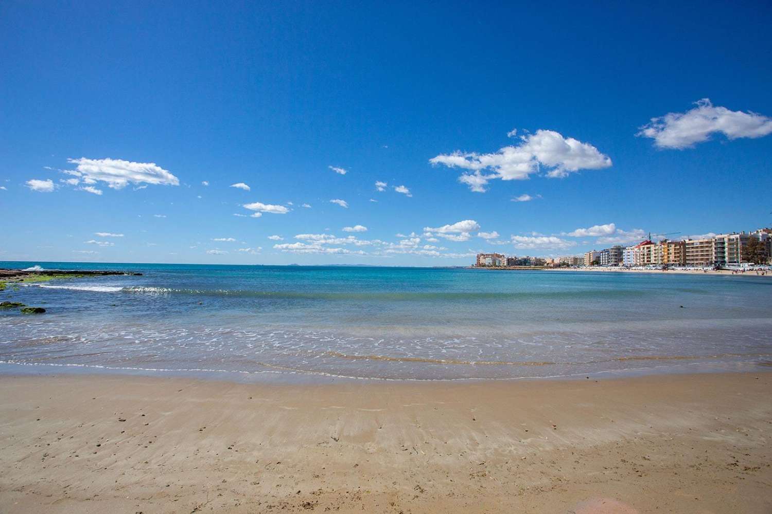 Opportunité de villa rénovée à Aguas Nuevas Torrevieja