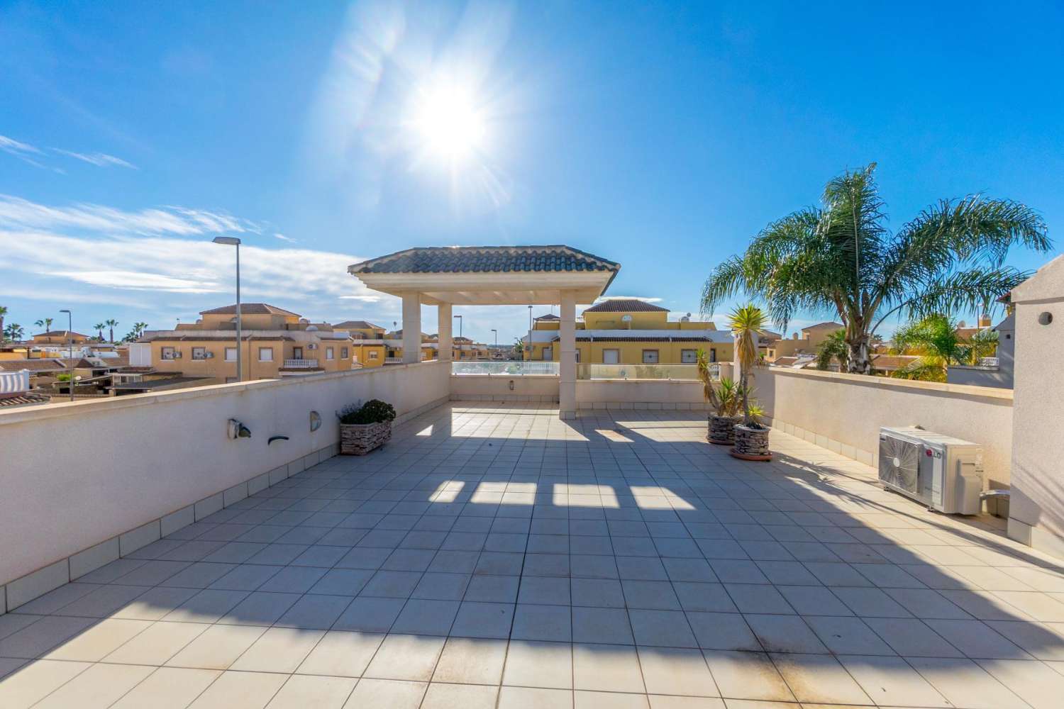 Lo Marabú, Villa Méditerranéenne Moderne avec Grande Parcelle et Piscine Privée ( Ciudad Quesada )