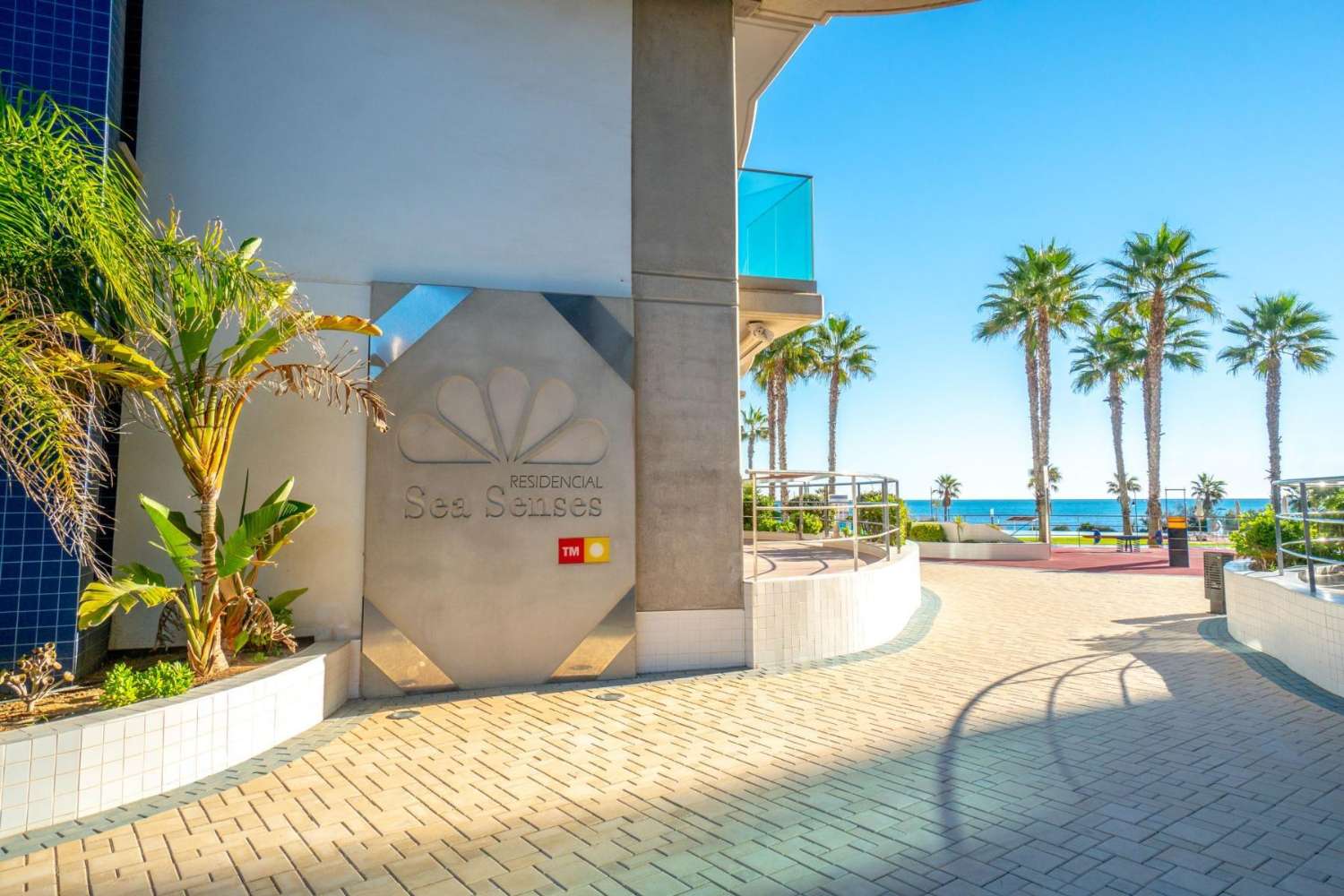 Sea Senses, magnífico apartamento en primera línea de playa con vistas panorámicas al mar y 3 dormitorios.