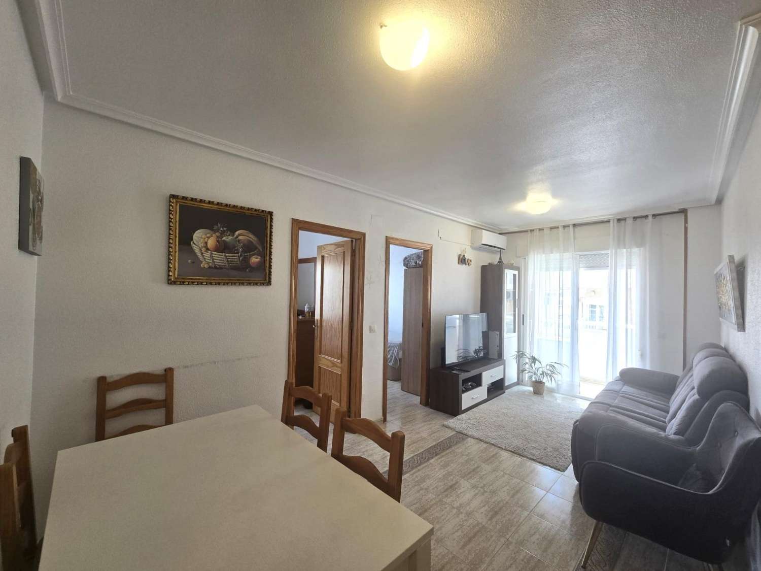 Apartamento espacioso, 3 dormitorios, 1 cuarto de baño, a unos 10 min. a pie de las playas del Cura y de Los Locos