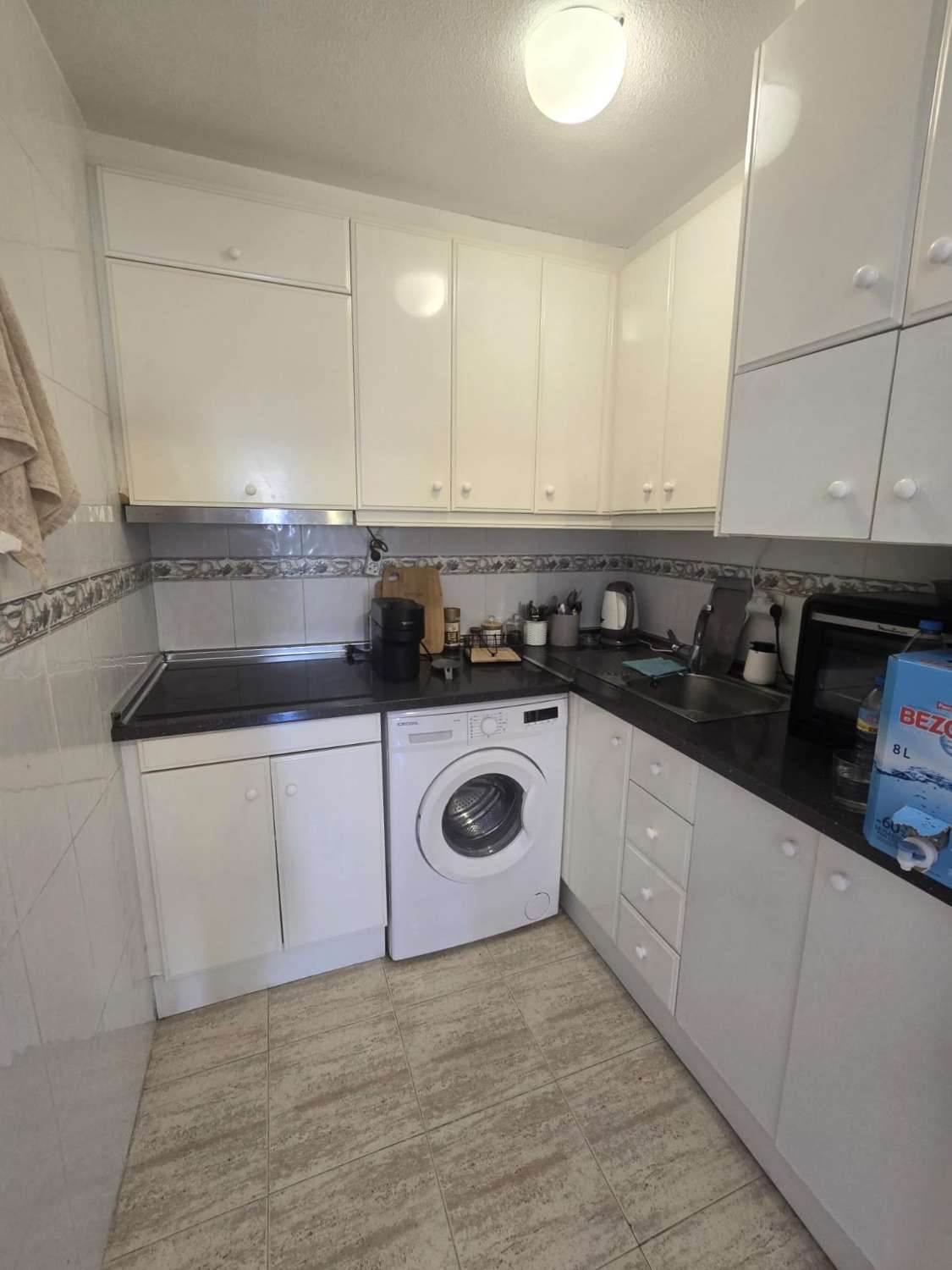 Apartamento espacioso, 3 dormitorios, 1 cuarto de baño, a unos 10 min. a pie de las playas del Cura y de Los Locos