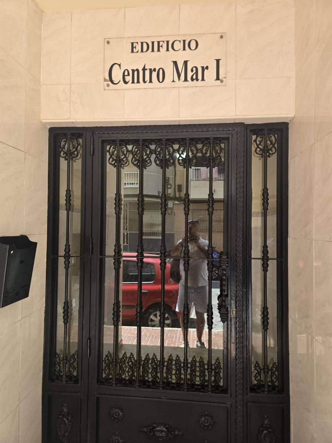 Apartamento espacioso, 3 dormitorios, 1 cuarto de baño, a unos 10 min. a pie de las playas del Cura y de Los Locos