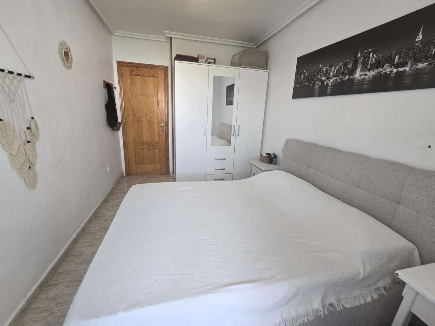 Apartamento espacioso, 3 dormitorios, 1 cuarto de baño, a unos 10 min. a pie de las playas del Cura y de Los Locos