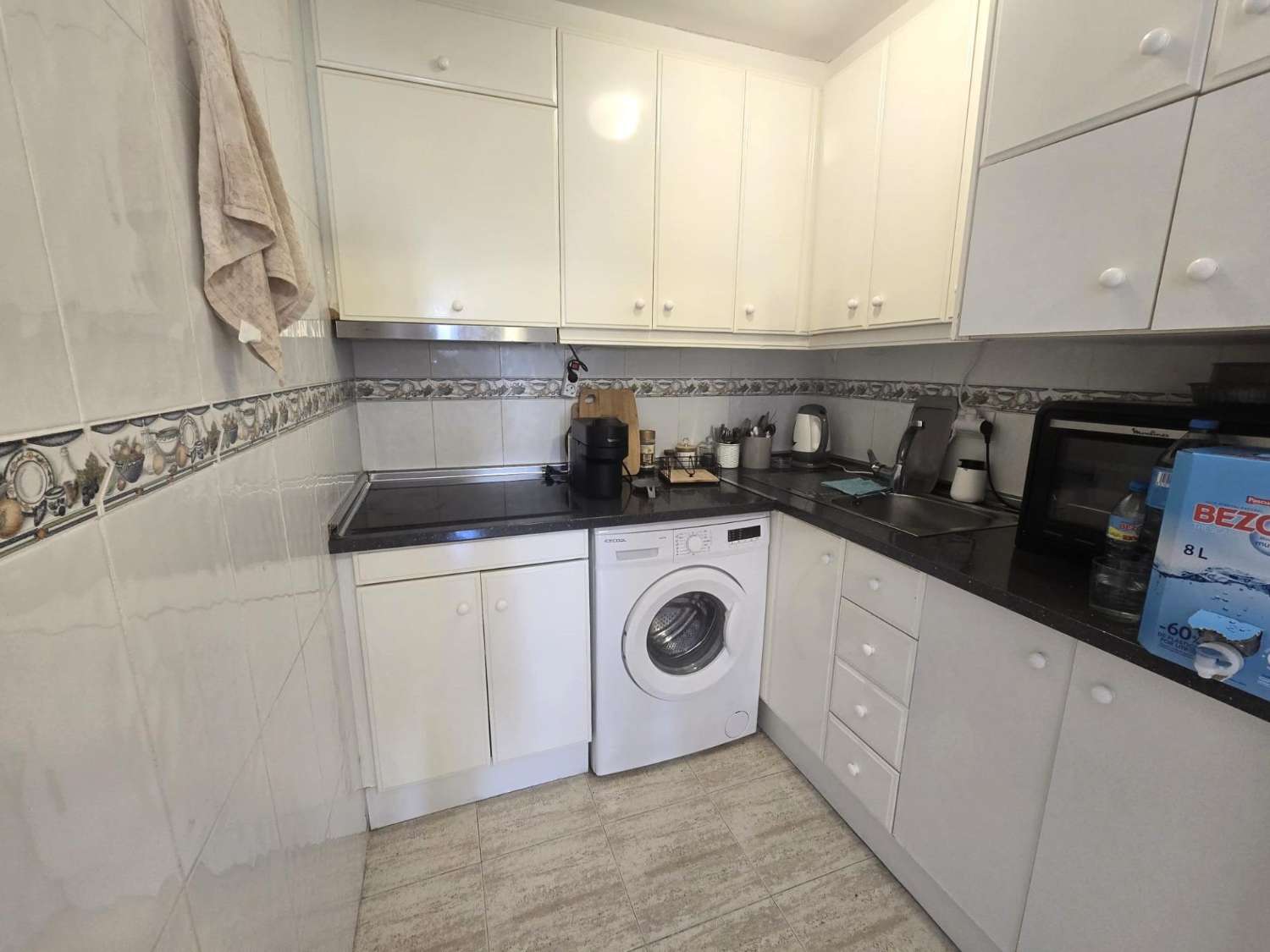 Apartamento espacioso, 3 dormitorios, 1 cuarto de baño, a unos 10 min. a pie de las playas del Cura y de Los Locos